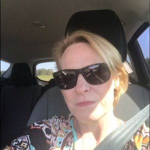 Meet your Posher, Karen